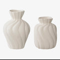 Lot de 2 vases en céramique.