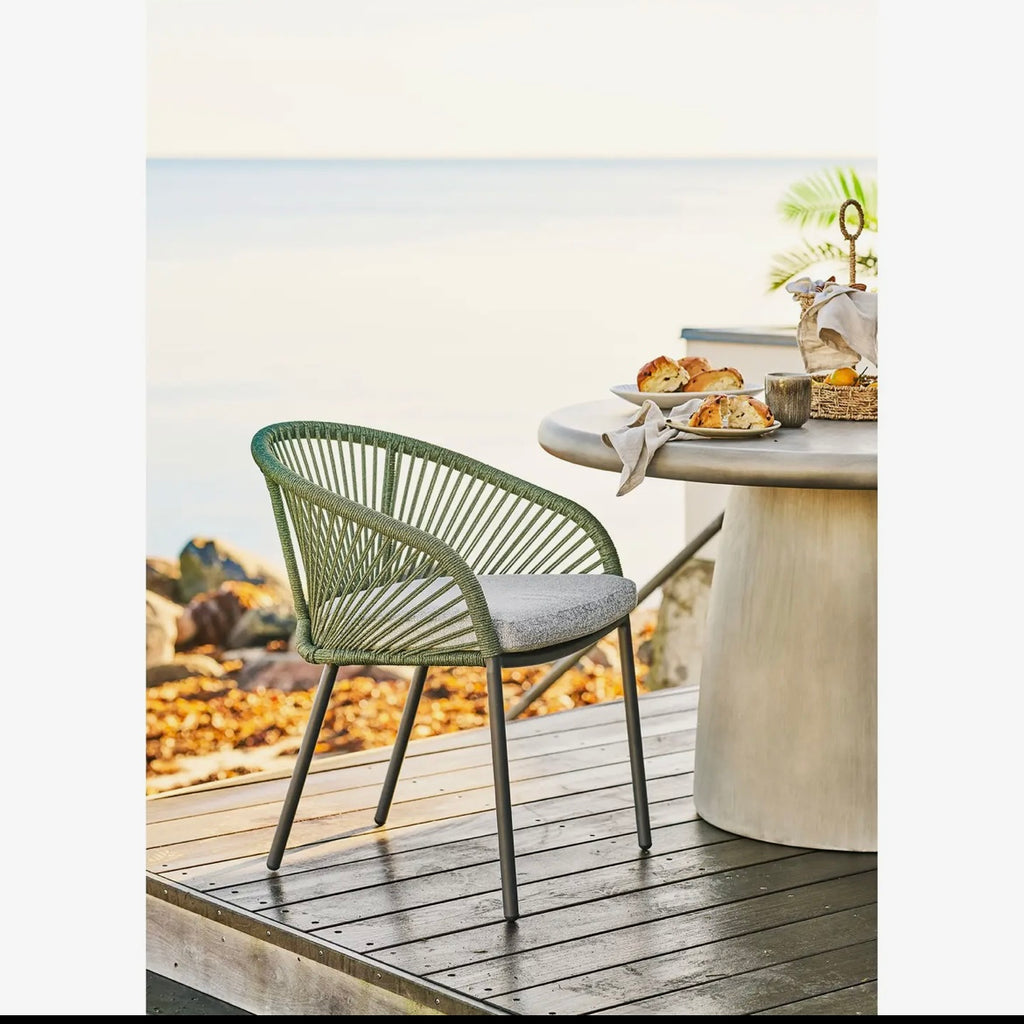 Chaise Novella
